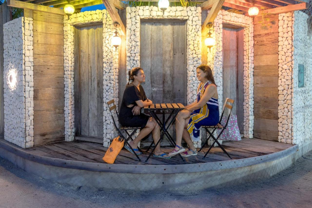 Brickwood Rasdhoo- Beach Front Dış mekan fotoğraf