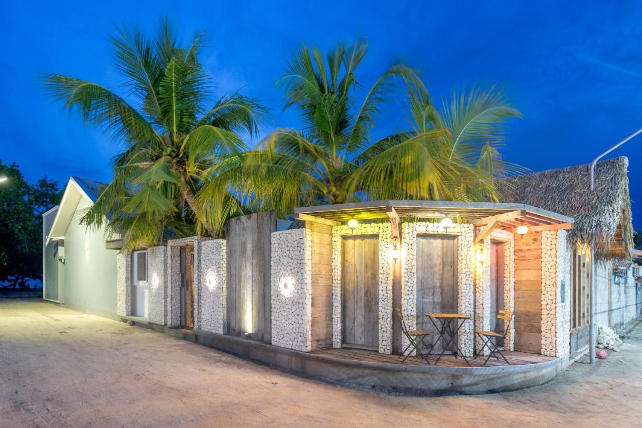 Brickwood Rasdhoo- Beach Front Dış mekan fotoğraf